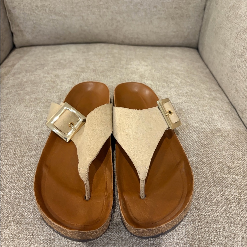 Stylish Tan Sandals with Gold Buckle